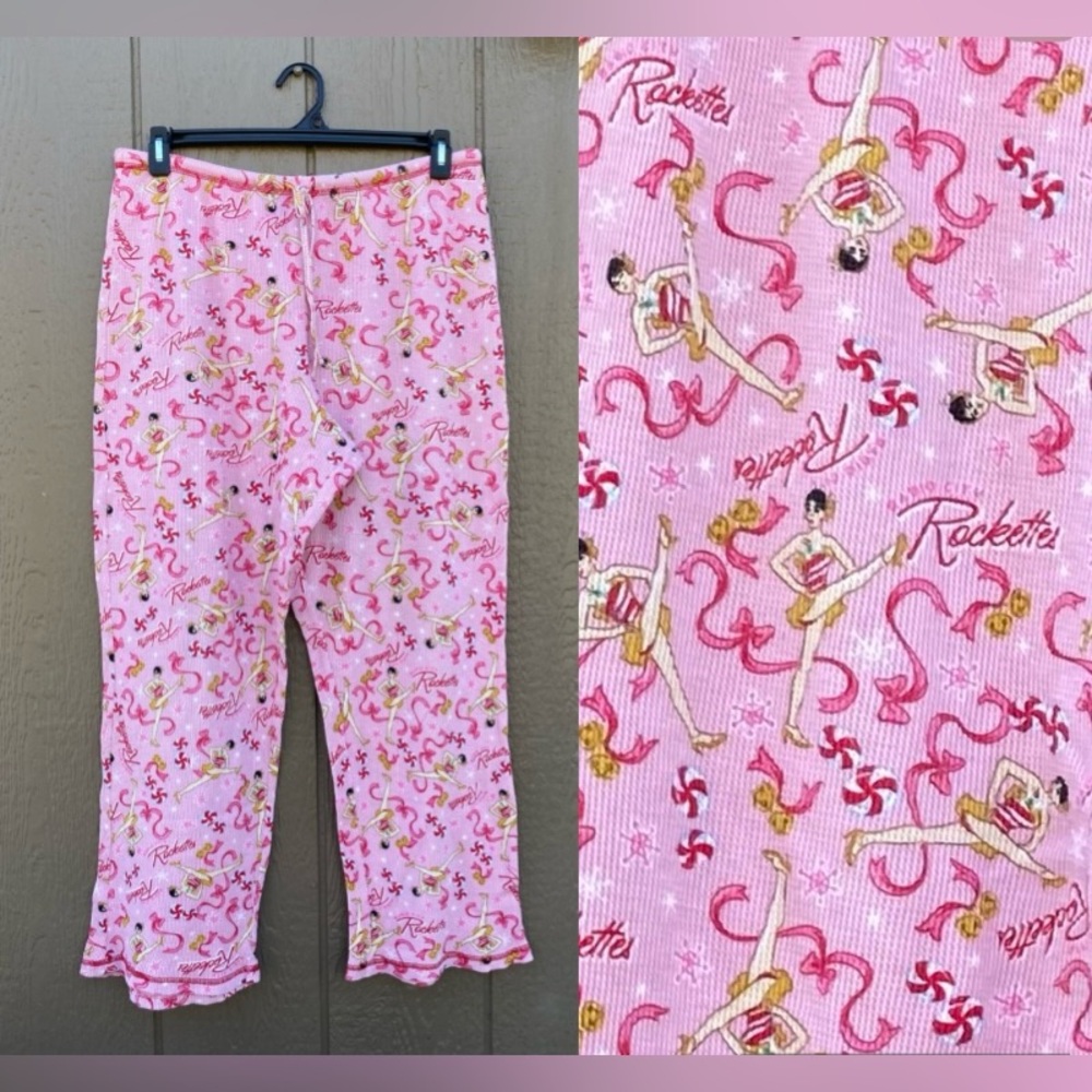 Radio city music hall New York City waffle knit, Rockettes pink layered pants